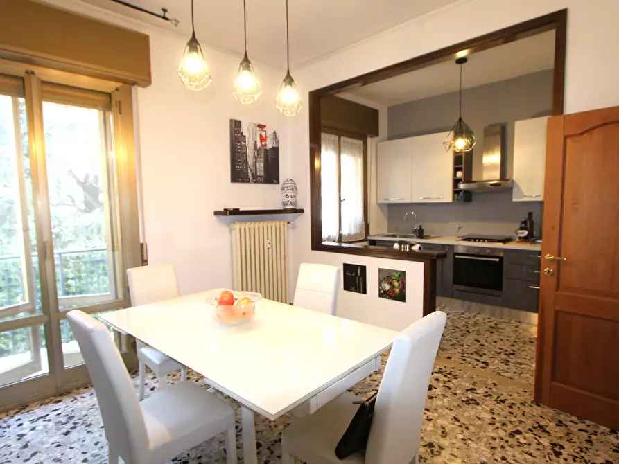 Immagine 4 di Appartamento in vendita  in Via Magazzino a Valsamoggia