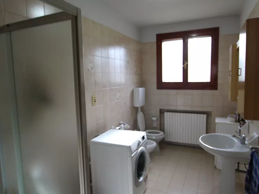 Immagine 18 di Villa in vendita  in Via dell'Artigiano 1 a Valsamoggia