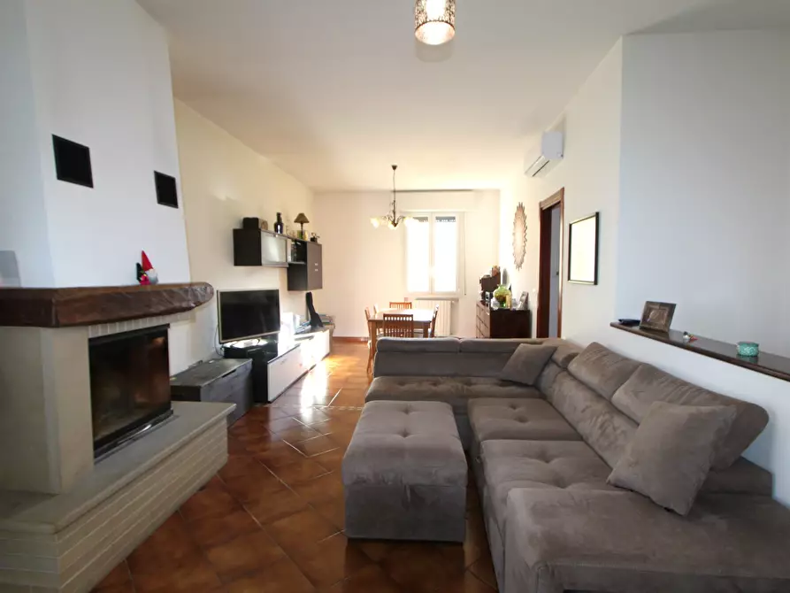 Immagine 2 di Casa indipendente in vendita  in Via Sant'Andrea a Valsamoggia