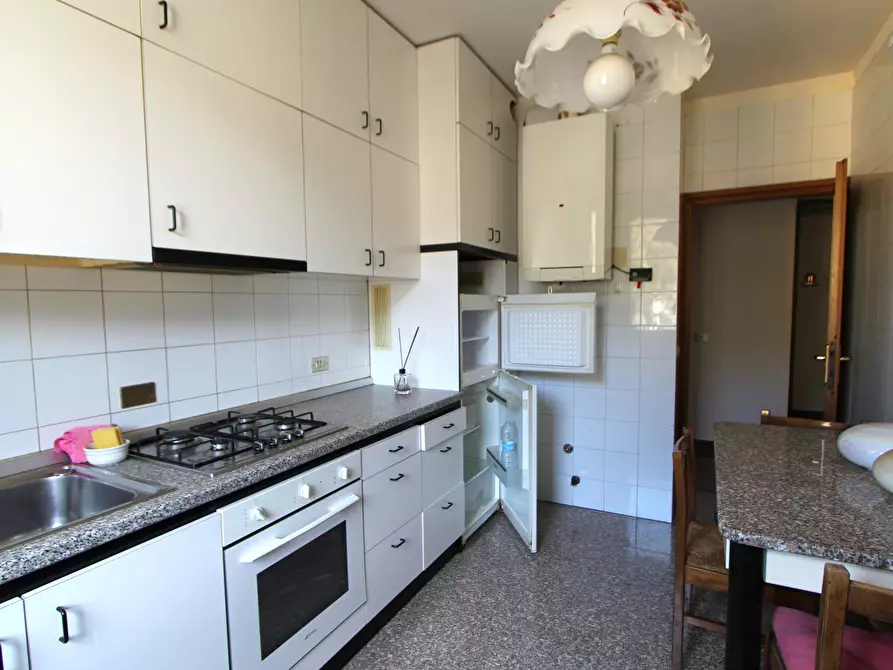 Immagine 8 di Appartamento in vendita  in Via zanasi a Valsamoggia