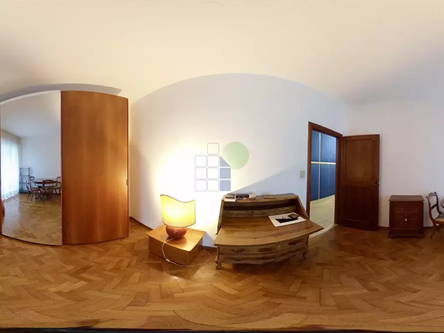 Immagine 11 di Pentalocale in vendita  in Via Calzabigi 110 a Livorno