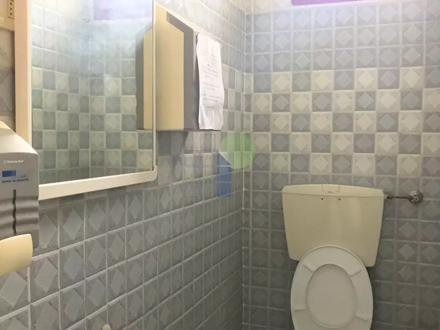 Immagine 4 di Ufficio in vendita  in Via delle Cateratte 11 a Livorno