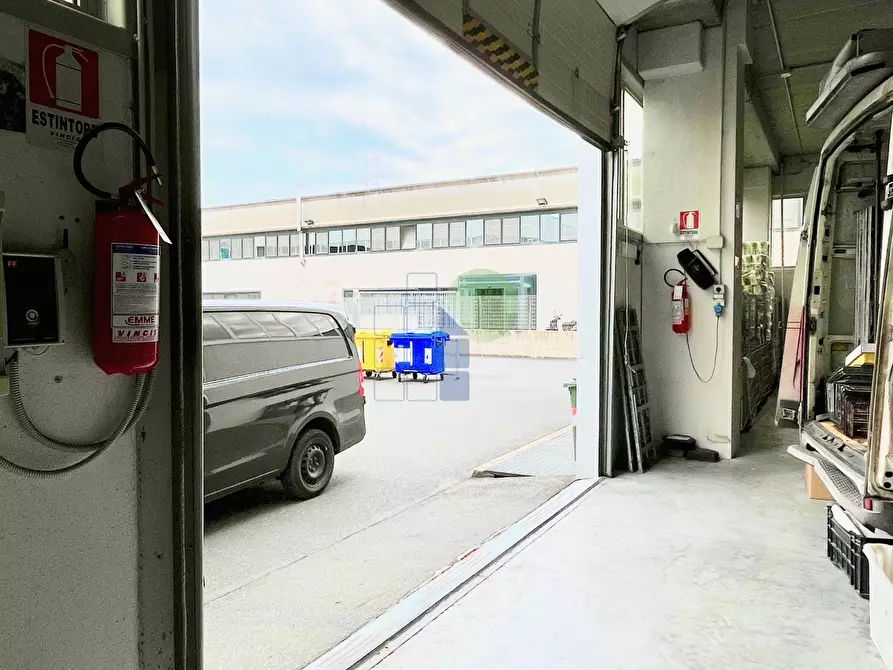 Immagine 11 di Capannone industriale in vendita  in Via degli Arrotini 12 a Livorno