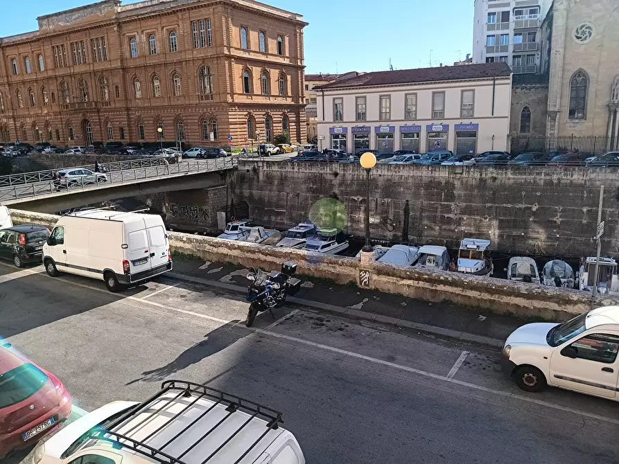 Immagine 23 di Ufficio in vendita  in Piazza Cavour 21 a Livorno