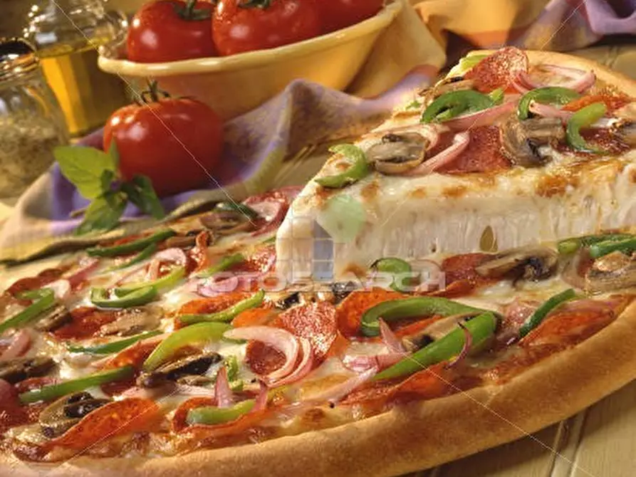 Immagine 5 di Pizzeria / Pub in vendita  in Piazza Cavour 64 a Livorno