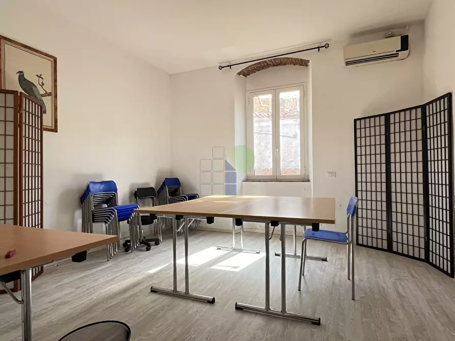 Immagine 12 di Laboratorio in vendita  in Piaza due Giugno 44 a Livorno