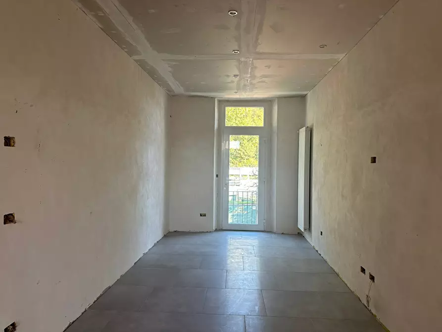 Immagine 23 di Trilocale in vendita  in Via Partigiani 1 a Arona