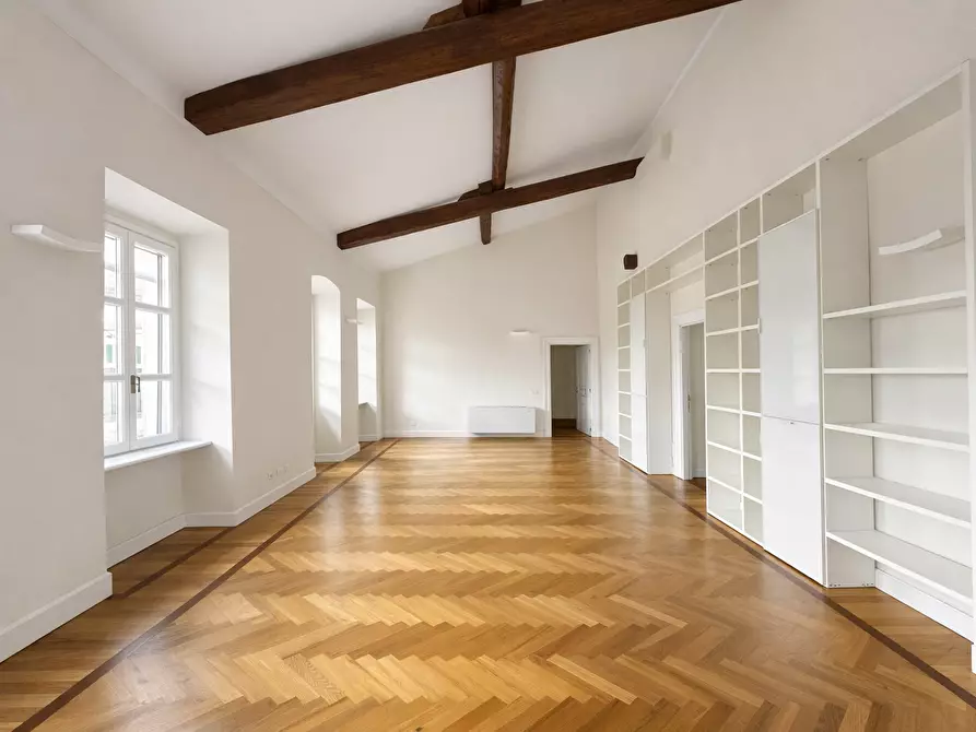 Immagine 1 di Quadrilocale in affitto  in Via San Carlo 1 a Arona