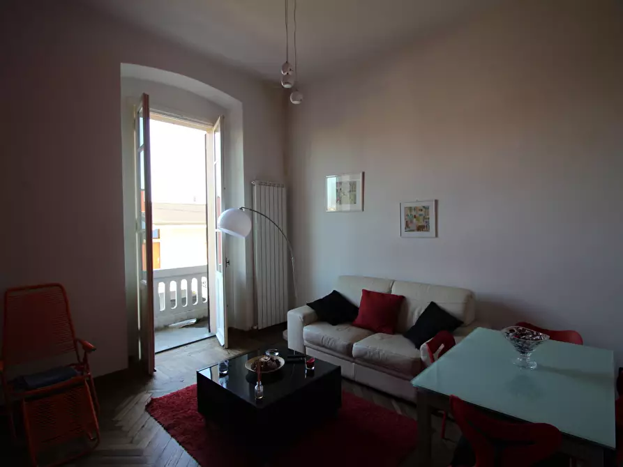 Immagine 13 di Trilocale in affitto  a Arona