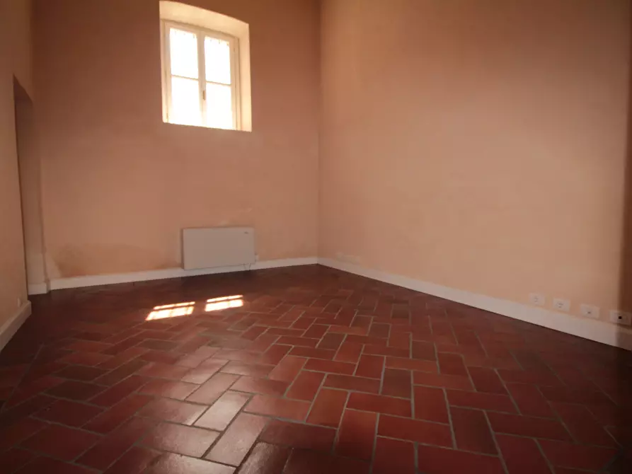 Immagine 4 di Ufficio in affitto  a Arona