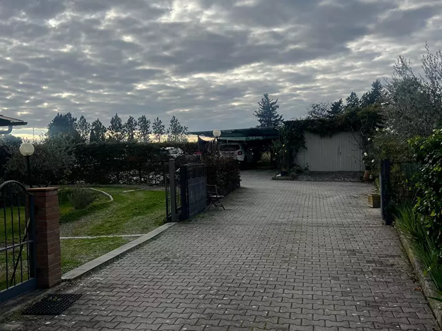 Immagine 4 di Pentalocale in vendita  in Via Canto alle Gracchie a Scandicci