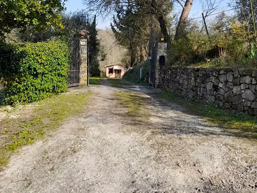 Immagine 35 di Casa indipendente in vendita  in Via Poggio di Pozzolatico a Impruneta