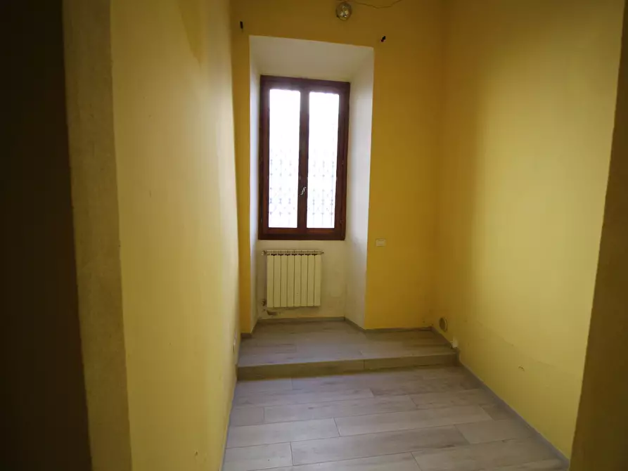 Immagine 14 di Bilocale in vendita  in Via Reginaldo Giuliani 330 a Firenze