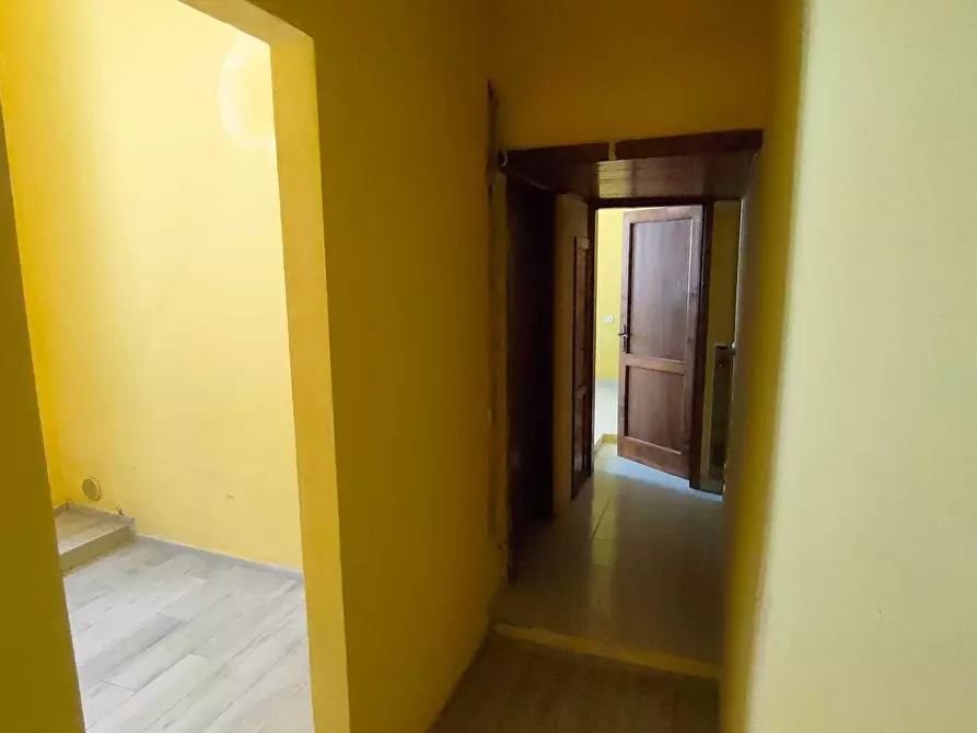 Immagine 11 di Bilocale in vendita  in Via Reginaldo Giuliani 330 a Firenze