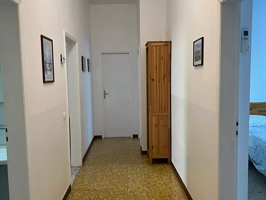 Immagine 8 di Trilocale in vendita  a Firenze