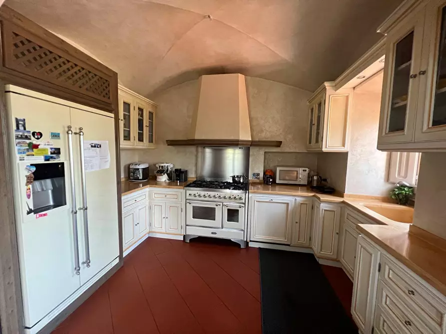 Immagine 17 di Porzione di casa in vendita  in Via di Vingone a Scandicci