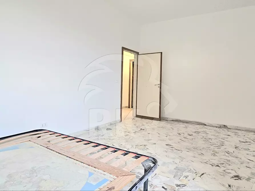 Immagine 12 di Pentalocale in affitto  a Bologna