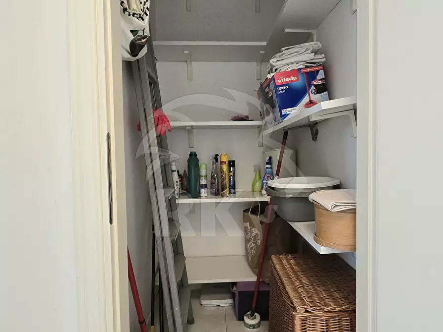 Immagine 18 di Pentalocale in vendita  in via cellini 11 a Bologna