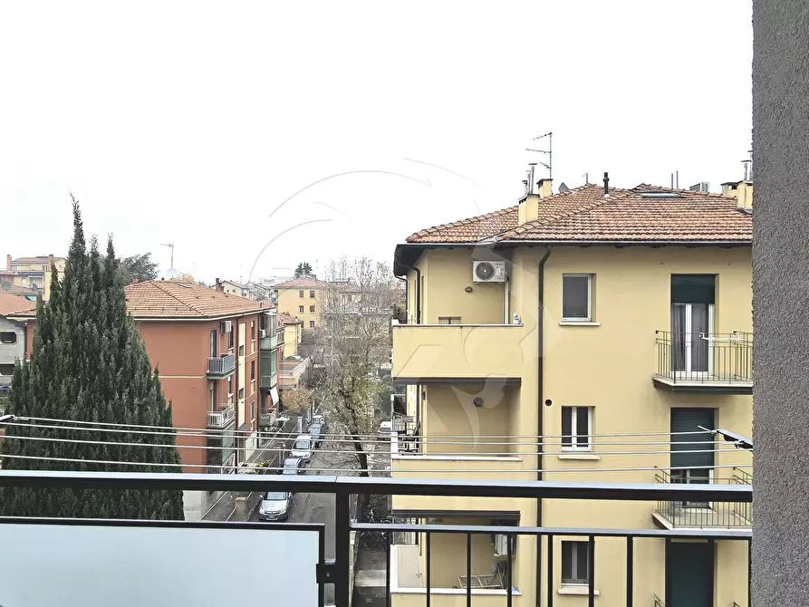Immagine 9 di Trilocale in vendita  a Bologna