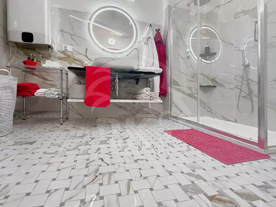 Immagine 19 di Monolocale in vendita  in Via Senzanome 9 a Bologna