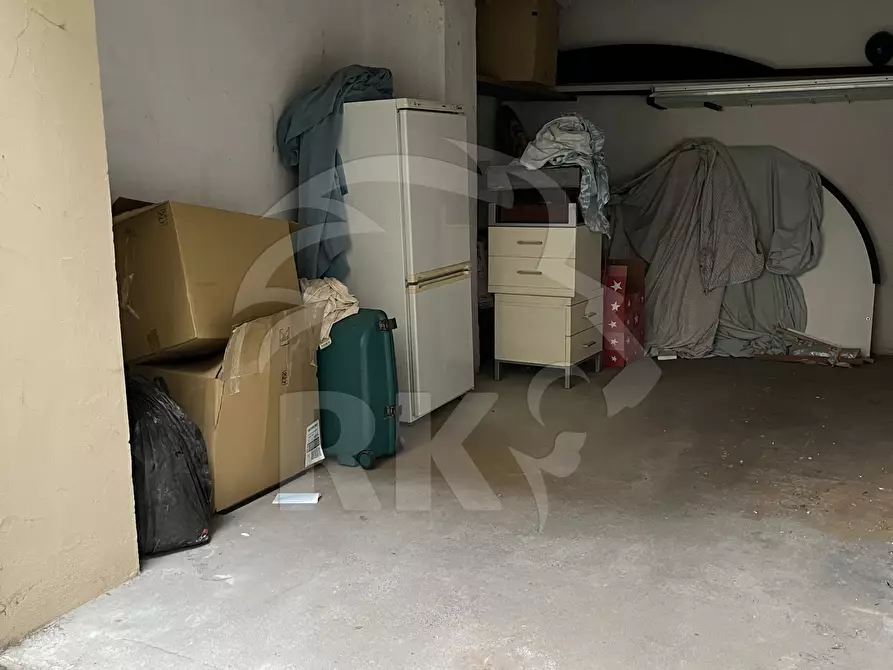 Immagine 3 di Garage in vendita  a Bologna