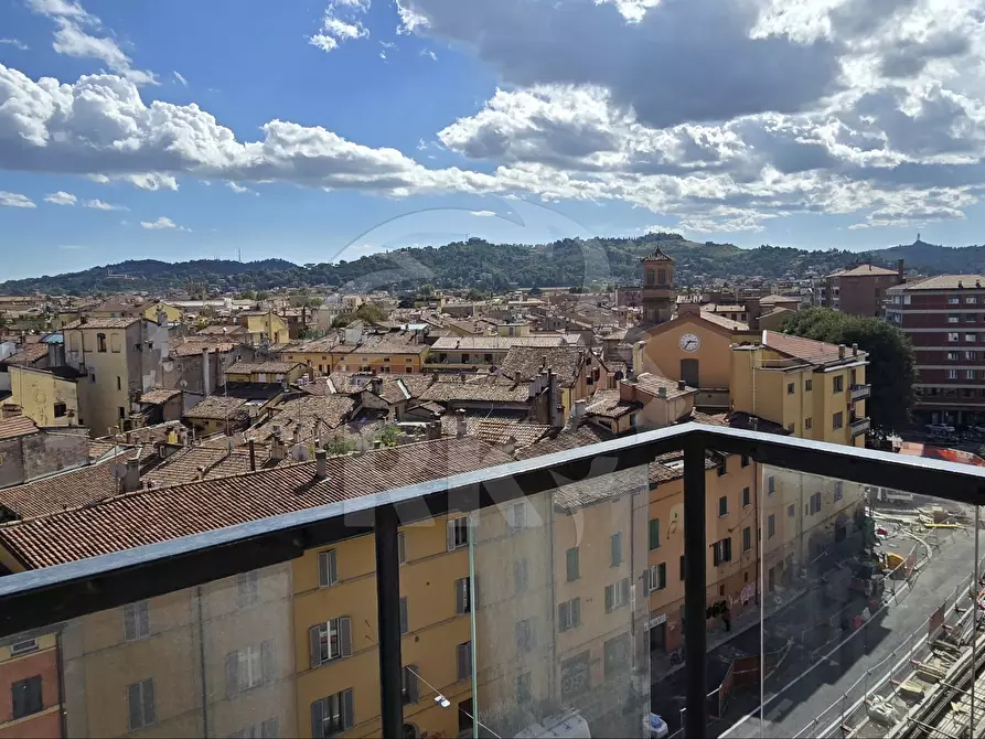 Immagine 12 di Quadrilocale in affitto  a Bologna
