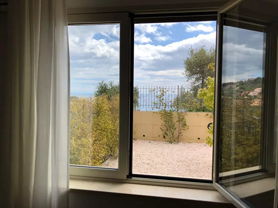 Immagine 21 di Villa in vendita  in Via Roma 21 a Taormina