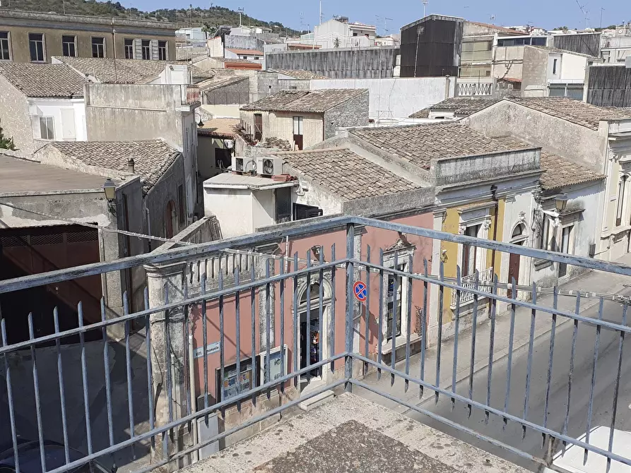 Immagine 19 di Casa indipendente in vendita  in Via Vittorio Emanuele III 374 a Canicattini Bagni