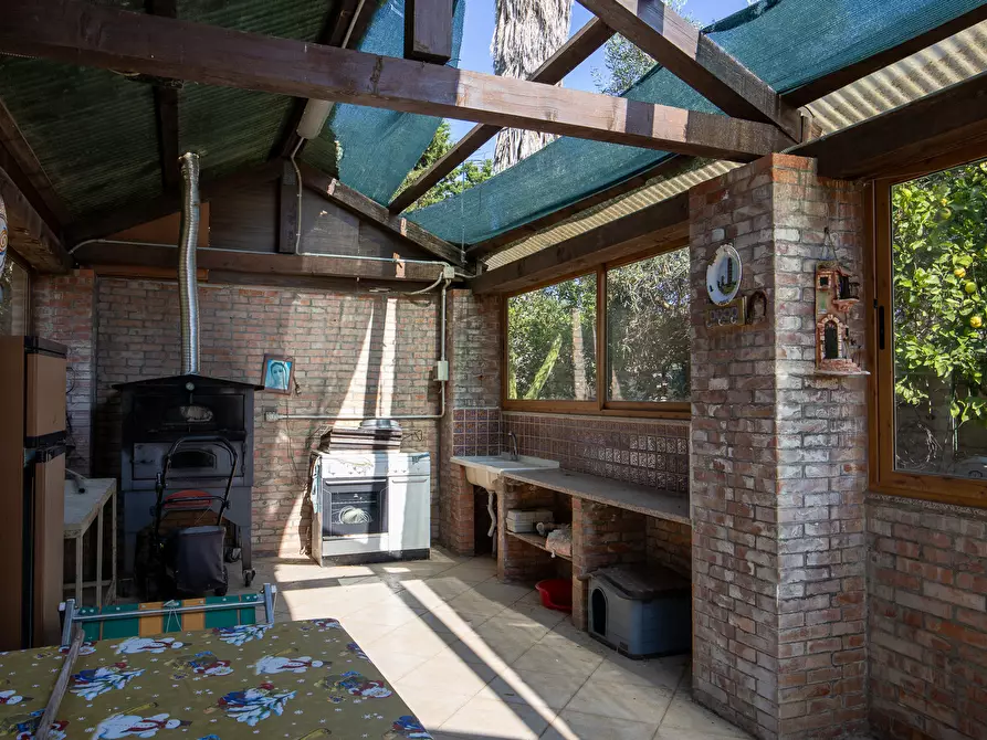 Immagine 30 di Villa in vendita  in Via delle Fornaci a Siracusa