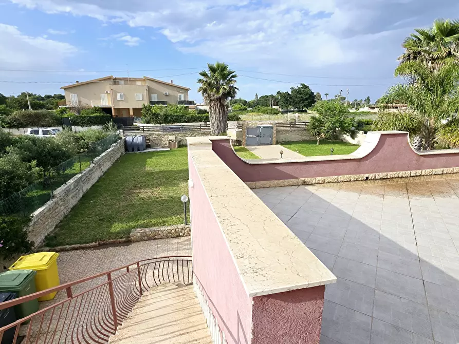 Immagine 38 di Casa bifamiliare in vendita  in Strada Capo Murro di Porco 282 a Siracusa