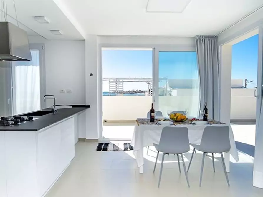 Immagine 25 di Villa in vendita  in Via Sebastiano Morale 5 a Siracusa