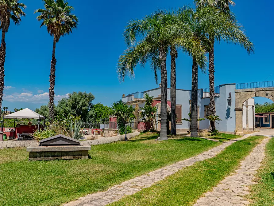 Immagine 6 di Villa in vendita  in Via Agamennone 2 a Siracusa