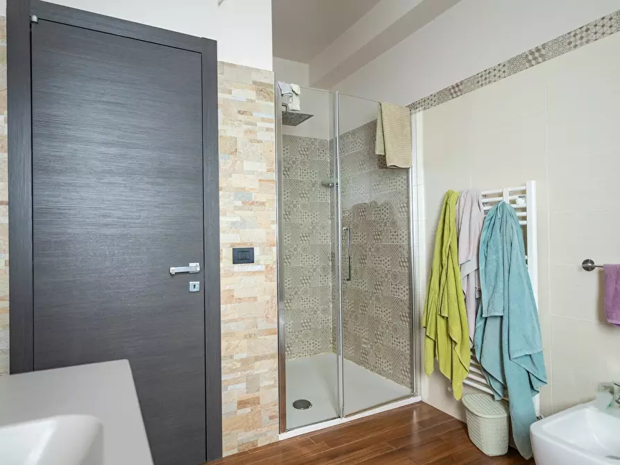 Immagine 75 di Villa in vendita  in Via Vincenzo Bellini 163 a Piedimonte Etneo