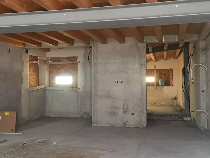 Immagine 20 di Casa indipendente in vendita  a Siracusa