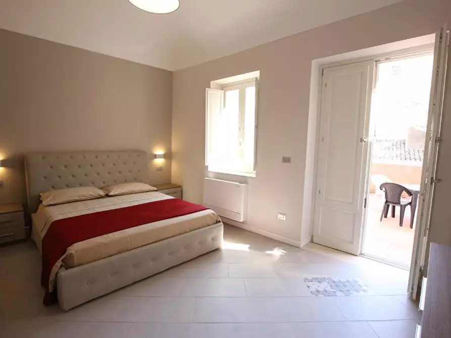 Immagine 9 di Appartamento in vendita  in Via della Amalfitania 58 a Siracusa