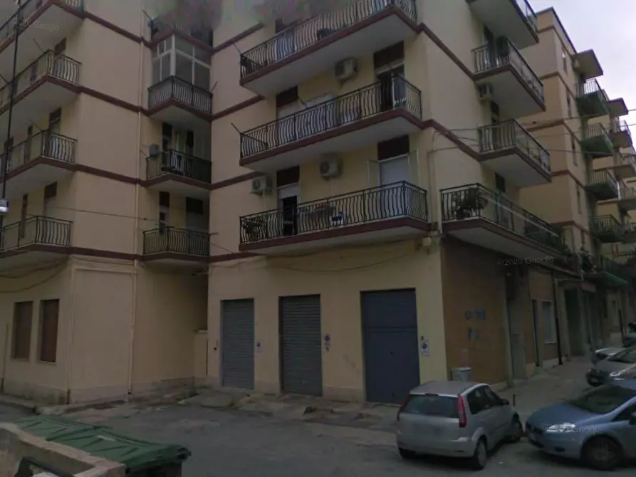 Immagine 9 di Locale commerciale in vendita  a Siracusa