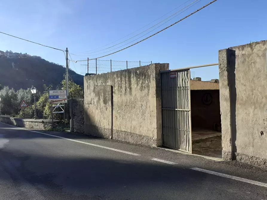 Immagine 4 di Terreno agricolo in vendita  in Via  Roma a Palazzolo Acreide