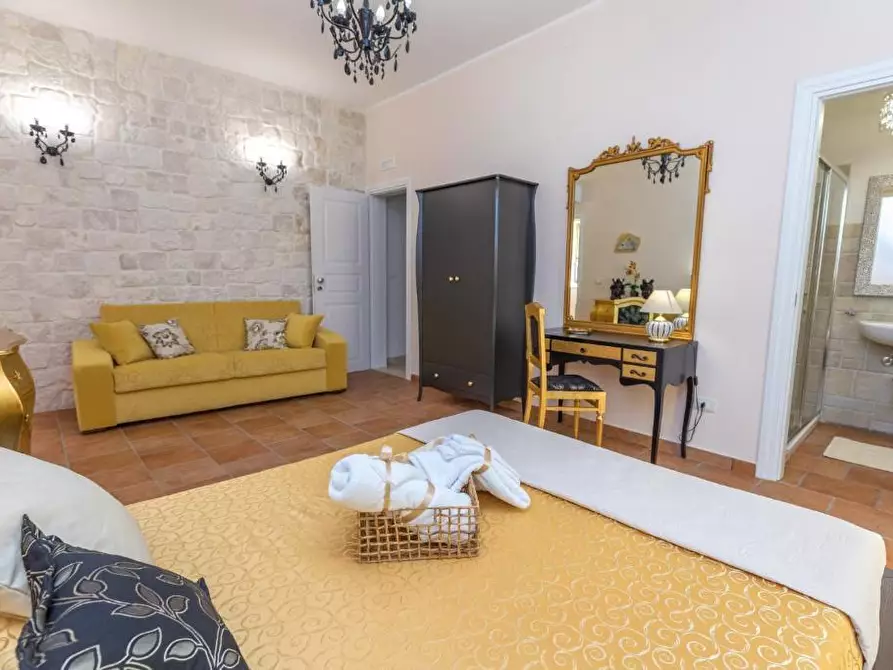 Immagine 42 di Casa indipendente in vendita  in Lungomare di Levante Elio Vittorini 20 a Siracusa