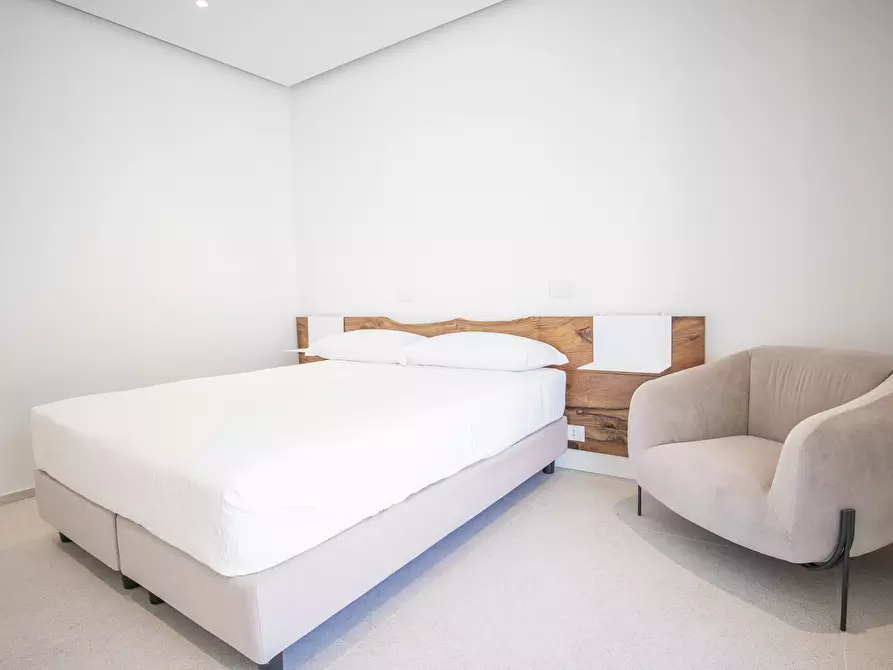 Immagine 42 di Villa in vendita  in Via La Maddalena 35 a Siracusa