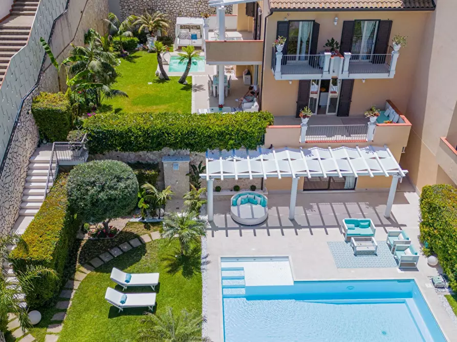 Immagine 5 di Appartamento in vendita  in Contrada Mastrissa 1000 a Taormina