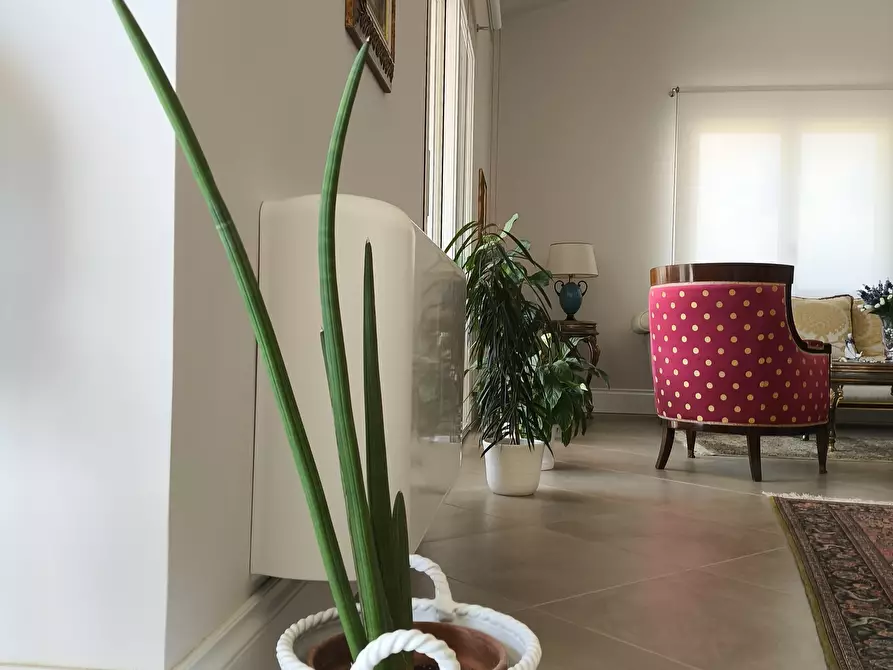 Immagine 46 di Villa in vendita  a Siracusa