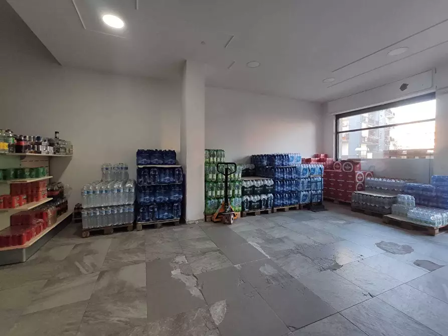 Immagine 18 di Locale commerciale in vendita  in Via Filisto 115 a Siracusa