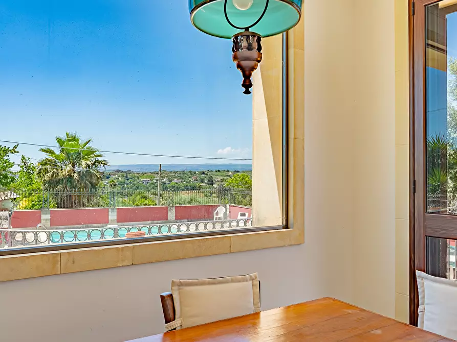 Immagine 49 di Villa in vendita  in Via Agamennone 2 a Siracusa