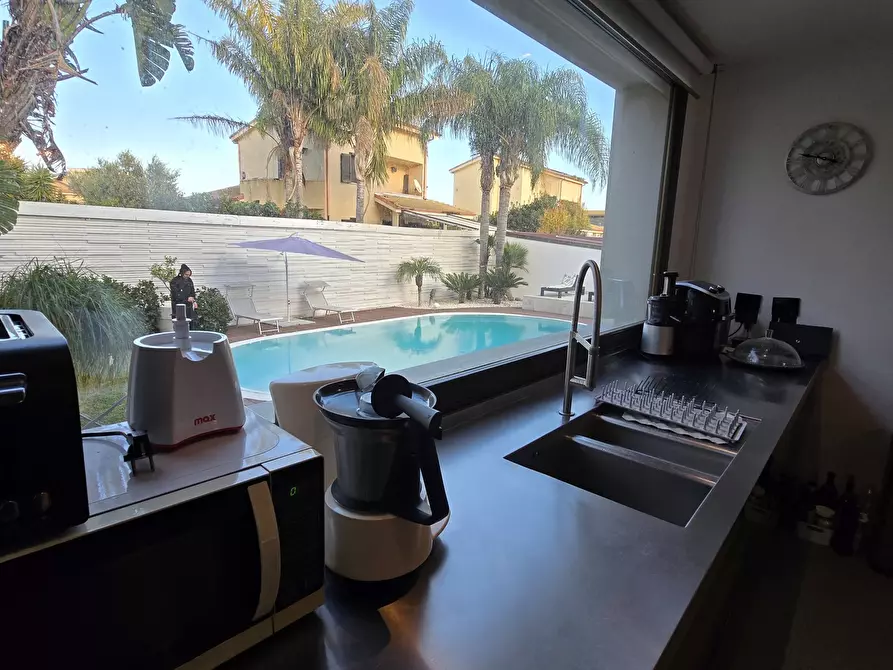 Immagine 10 di Villa in vendita  in Via Monti Nebrodi 64 a Siracusa