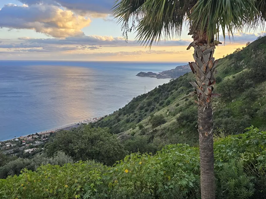 Immagine 3 di Villa in vendita  a Taormina