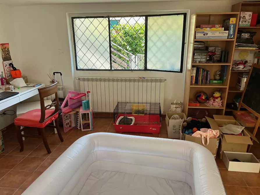 Immagine 5 di Villa in vendita  a Montemurlo