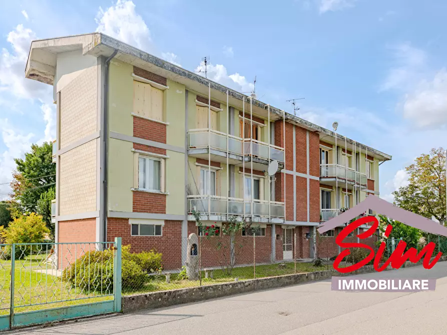 Immagine 32 di Quadrilocale in vendita  in Via cascine vignole snc a Casaleggio Novara