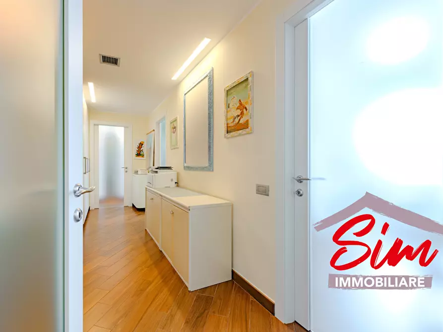 Immagine 15 di Trilocale in vendita  in Via Andrea Costa 19 a Novara