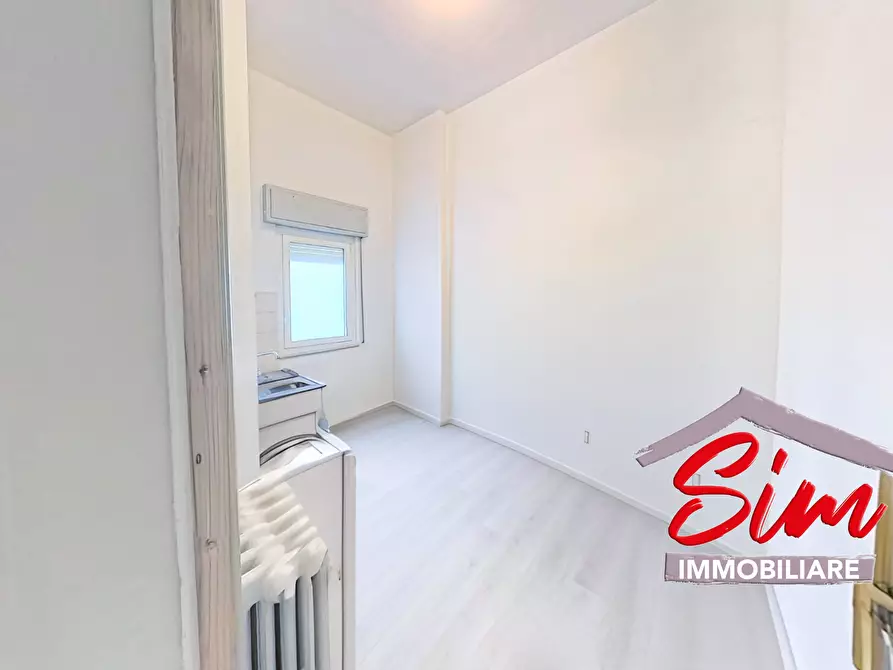 Immagine 7 di Trilocale in vendita  in Via Perazzi sn a Novara