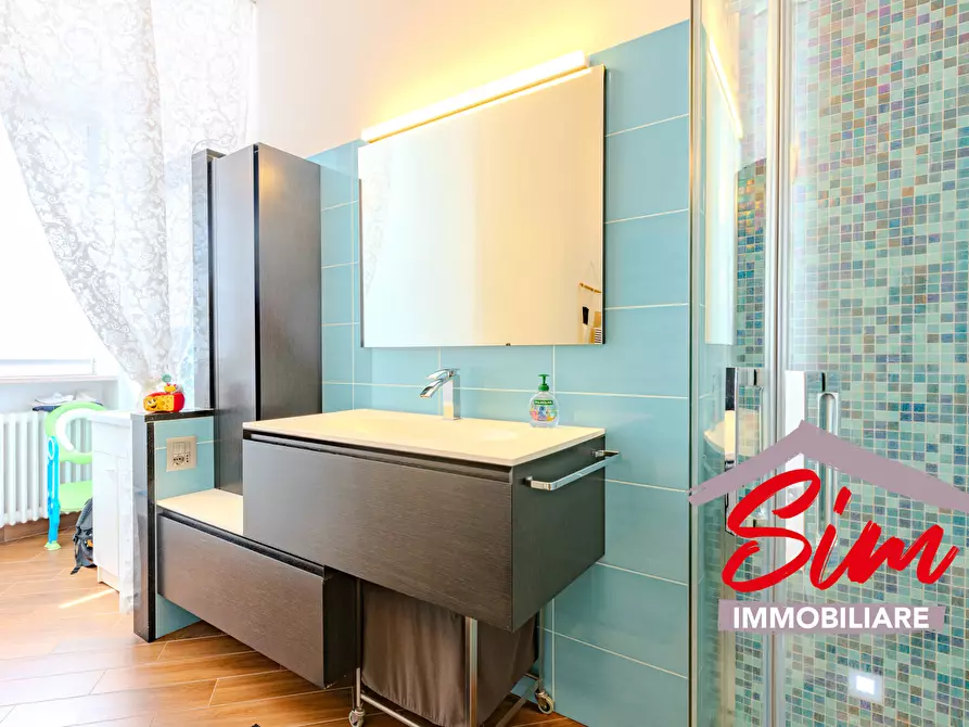 Immagine 21 di Trilocale in vendita  in Via Andrea Costa 19 a Novara